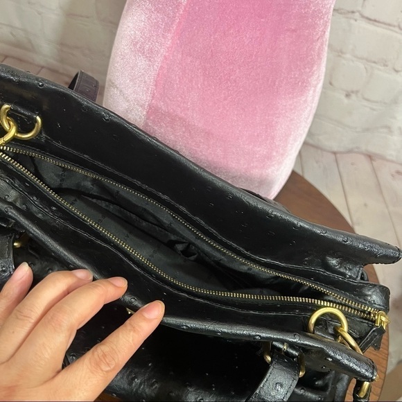 MARC By MARC JACOBS Ostrich Ozzie Aurora Satchel Tote Black EUC - Picture 13 of 13